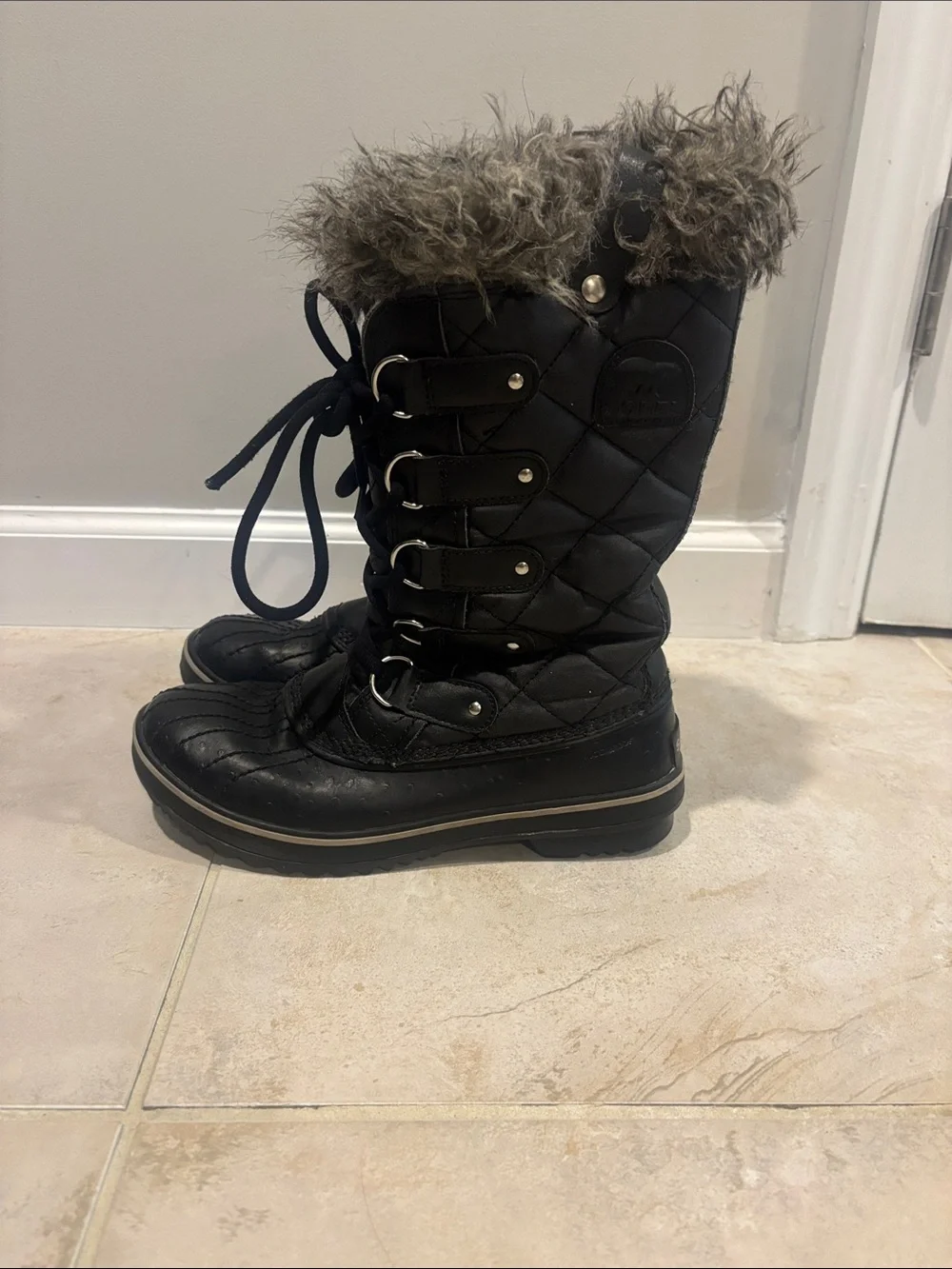Sorel Black Quilted Lace-Up Winter Boots with Faux Fur Trim